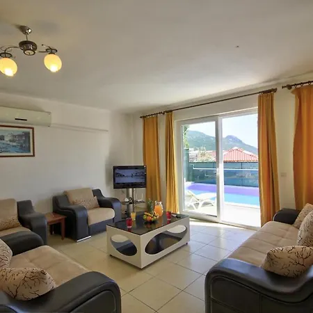 Kalkan'da Deniz Manzarali, 10 Kisilik Havuzlu * Kaş