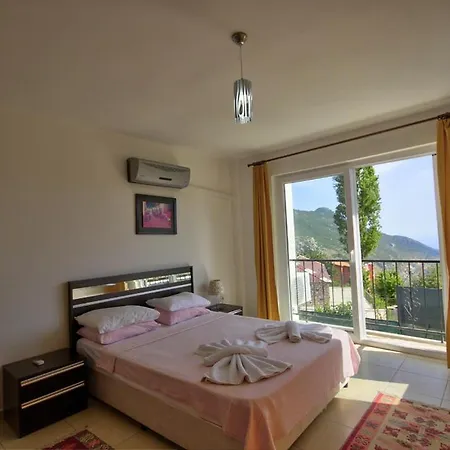 Kalkan'da Deniz Manzarali, 10 Kisilik Havuzlu * Kaş